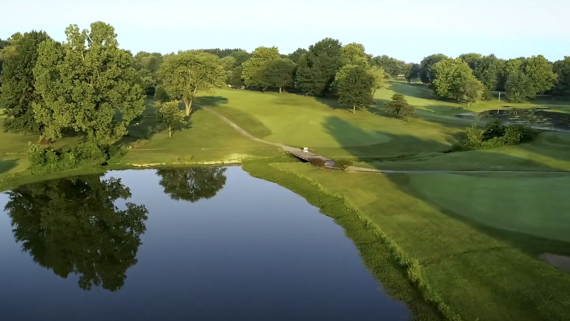 Blue Springs Golf Club logo