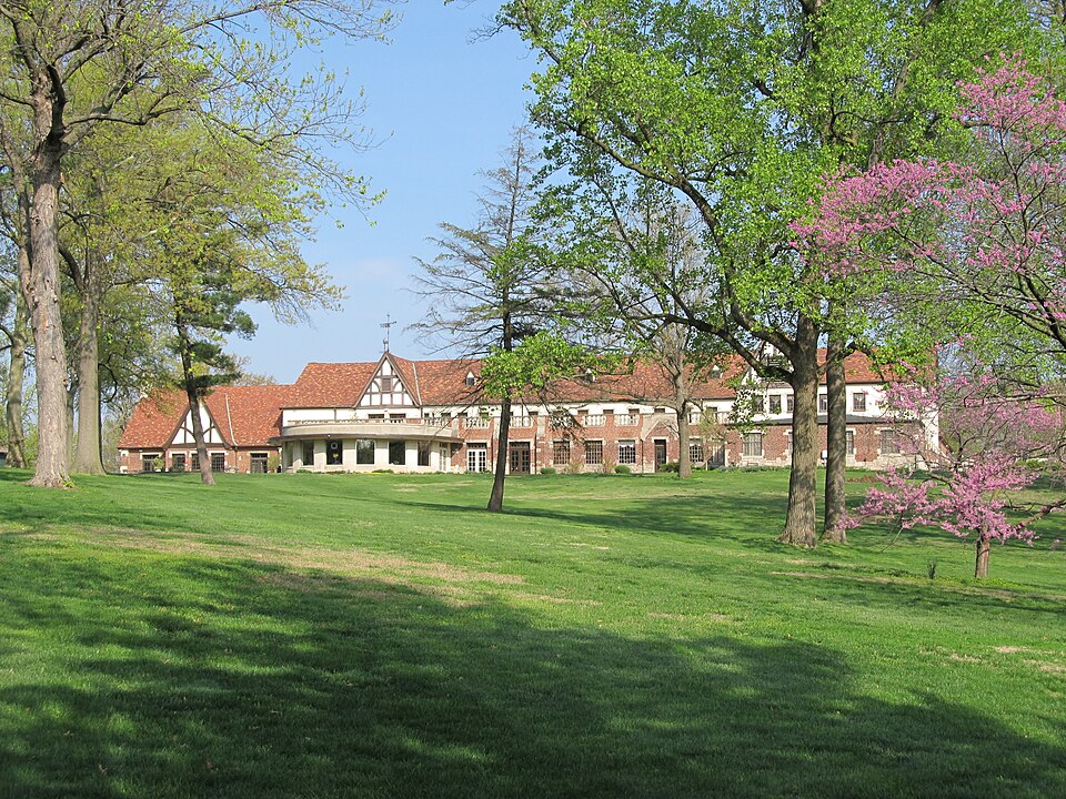 Echo Valley Golf Club logo